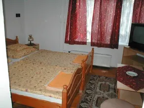 Hotel Krisztina Panzió - Image 4
