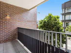 Modern 2-storey Apartment - Q Stay - Image 4