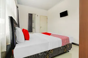 OYO 90324 Si Jalak Guest House - Image 4