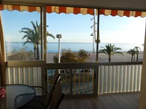 Apartamento 1º Linea Playa - Image 2