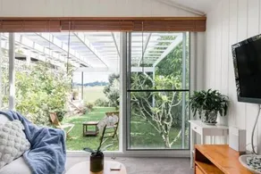 Large Family House including Self Contained Studio for AuPair or extended family - Image 3