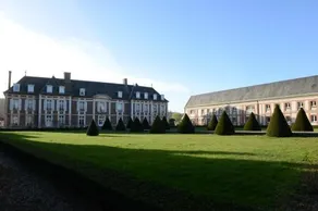 Le Chateau De Chantereine - Image 4