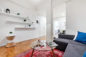 Central Apartment In Syntagma - Image 3