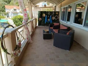 Angela Hilltop Apt 1 - Image 5