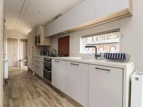 Astoria Lodge - Image 4
