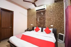 Hotel Sahil Plaza by OYO Rooms - Image 4