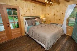 The Barn At Cold Mountain Pond is an Endearing Family Cabin Nestled in the Heart of the Cherry Log - Image 5