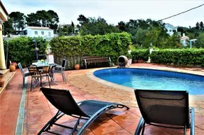 Villa mit privatem Pool, Terrasse und Grill | Bergblick - Image 2