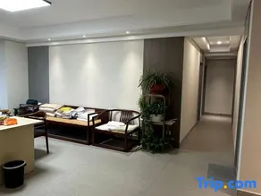 Qingdao Youshe Linhai Homestay (Golden Lion Plaza Branch) - Image 2