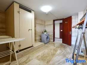 HongYi Bayshore Hotel - Image 2
