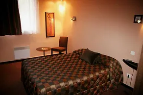 Hotel Akena City - Image 2