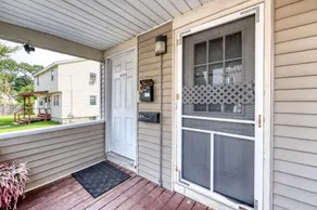 Charming Chicopee Getaway - Image 2