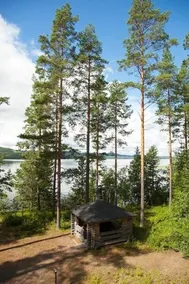 Laukkala Cottages Reindeers & Husky - Image 5