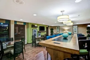 Hampton Inn Milford - Image 2