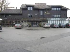 Sanden Hotel - Image 4
