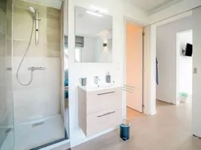 Holiday Home in HUY Near Town Center - Image 4