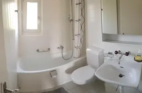 HSH Weber - 2 Bedroom Suite Apartment with Office, Salon and Kitchen in Bern by HSH Hotel Serviced H - Image 2