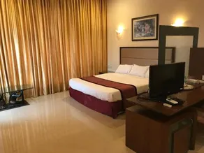 Kohinoor ATC Apartment| Rooms & Caretaker - Image 5