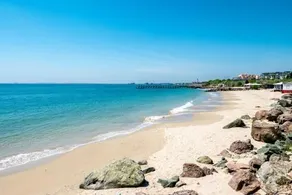 Apartments Garkovi In Laguna Beach - Image 2