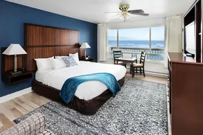 Clarion Inn Surfrider Resort - Image 4