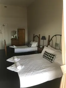 Grosvenor Hotel - Image 4