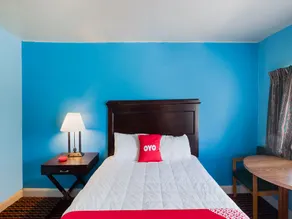 Blue Jay Motel - Image 2