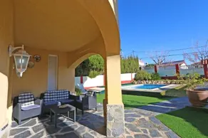 Casa Con Piscina Y Vistas Al Mar A 20 Min Bcn - Image 1