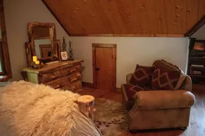 Treetop Hideaway at Barr5 Ranch - Image 5