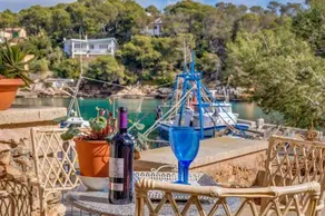 The old fisherman house in Cala Figuera Port - Image 3