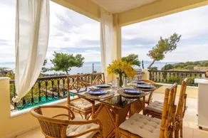 House with amazing ocean view and patio pool - Image 2