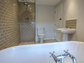 Ivy Cottage - Image 2