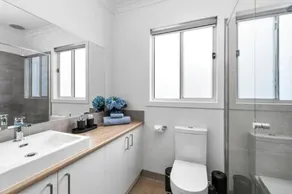CASA EMEC- 500m To The Beach Or Main Strip! - Image 3