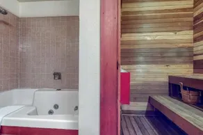 Glacier B Condominium - Image 3