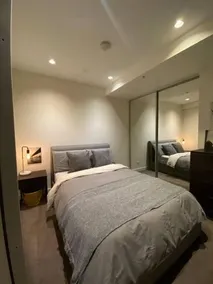 Luxury apartment on the river with pool & Gym - Image 3