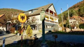 Hotel & Restaurant Tassone zum Lowen - Image 4