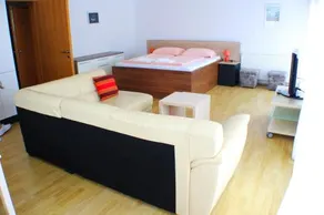 Bokun Apartments III - Image 4