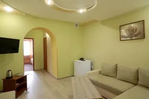 Venin Hotel - Image 5