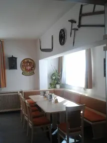 Roitner In Ebensee - Image 2