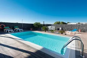 Villa Lemes by Villa Plus - Image 4