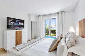Magnífico apartamento vacacional apto para niños con barbacoa, piscina privada y terraza | Al lado de la playa | Adaptado para el teletrabajo - Image 2