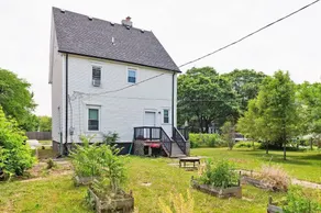 Spacious 4BR Getaway: Perfect for Family & Friends - Image 4