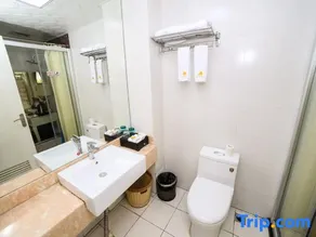Yueyang JiaYueGrand Hotel - Image 3