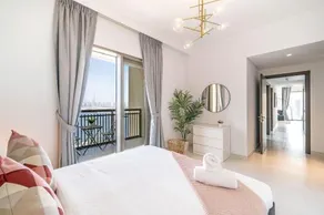 Panoramic Burj Views - Lovely 3Br In Creek Harbour - Image 2