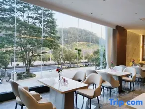 Longyan Yueman Crown Hotel (Yongding Station Branch of Hakka Expo Park) - Image 5