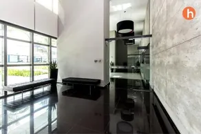 Studio Berlin - Central - 7th012 - Image 3