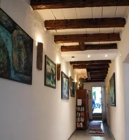 Hemingway House Apartments - Image 4