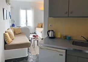 Captain's B&B - Image 4