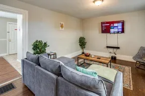 3BR Home with In-Unit Laundry Parking and Sound Bar - Image 4