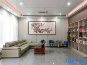 Shiju Hotel - Image 3
