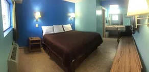 Springdale Inn - Image 3